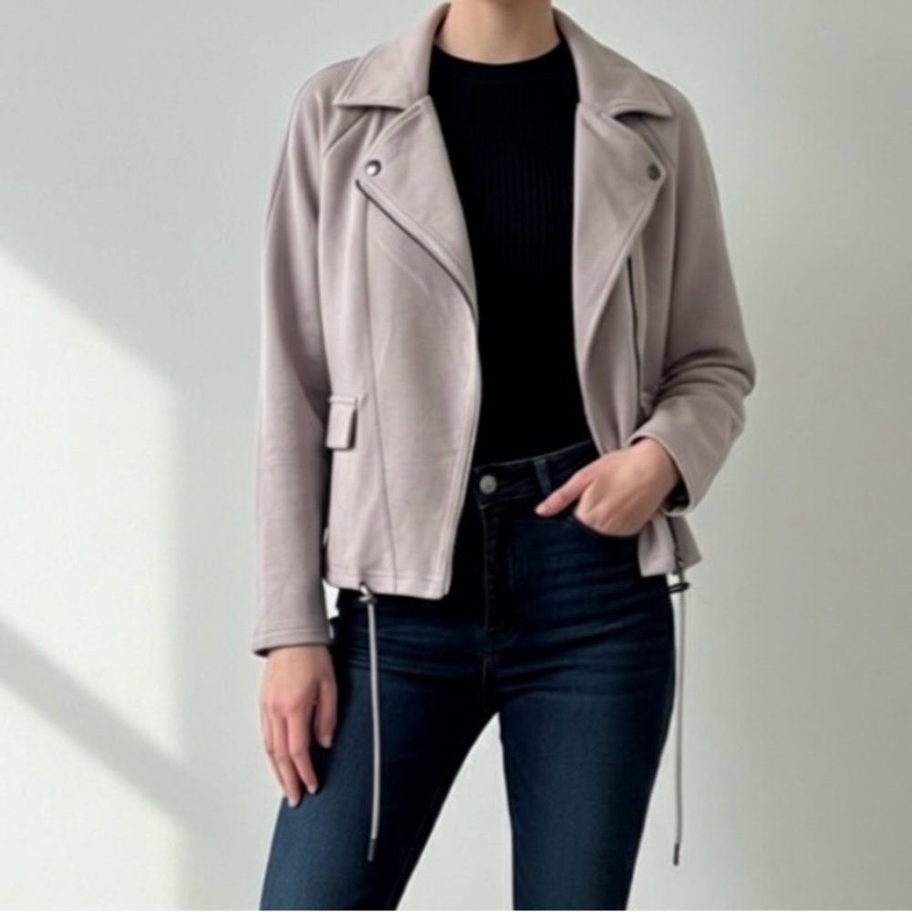 NWT Recreation Thread & Supply Light Gray Faux Suede Jacket - Size MP